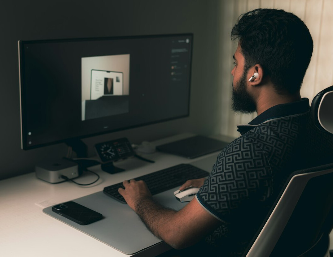 visual effects artist at computer